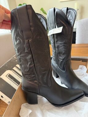 DINGO: Women's Black Western-Style Hensley Boots